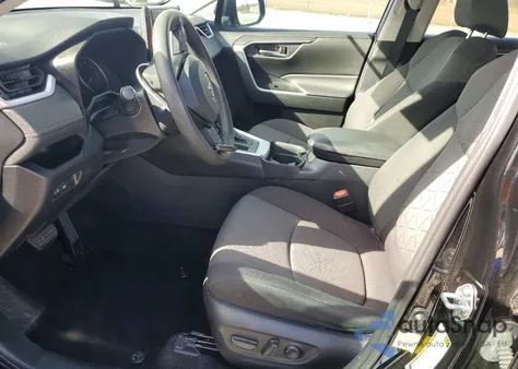 2020 Toyota Rav4 Xle z USA, uszkodzony, nr VIN 2T3P1RFV1LC125836